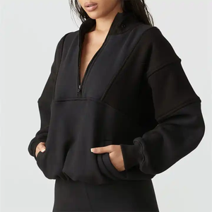 Sudadera con Capucha de Forro Polar para Mujer con Logotipo Bordado Personalizado - Secado Rápido y Transpirable, Diseño con Bolsillos, Informal para Invierno - Product Image 5