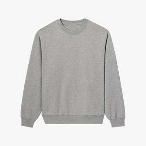 เสื้อสเวตเชิ้ตคอกลมผู้ชาย พิมพ์โลโก้ได้ ผ้าฟลีซหนานุ่ม สไตล์สตรีทแวร์ คุณภาพสูง - Product Image 5