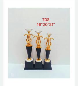 Trofeo de lujo Golden Sports Award para eventos de campeonatos escolares y obsequios hechos con metal duradero Perfecto para Cricket Award - Product Image 5