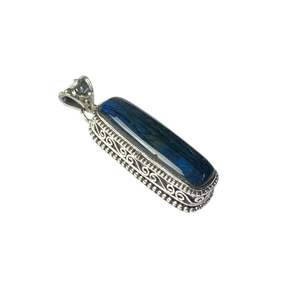 Usine directe en gros 925 en argent Sterling fait à la main Labradorite pendentif pour les femmes avec incrustation de réglage de lunette pour les fêtes - Product Image 2