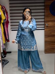 Ensemble coordonné élégant Dhwaja Export pour femmes, en pur mousseline de coton, taille L disponible, imprimé numérique, séchage rapide, style ethnique traditionnel - Product Image 6