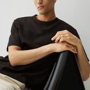 T-shirt pour homme en matériau durable et entièrement personnalisé T-shirt pour homme de qualité supérieure avec prix de gros - Product Image 6