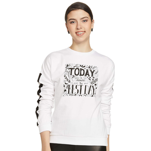 OEM diseño personalizado impreso Slim Fit cuello redondo sudadera de las mujeres de la temporada de invierno sudaderas con capucha casuales para las mujeres - Product Image 1