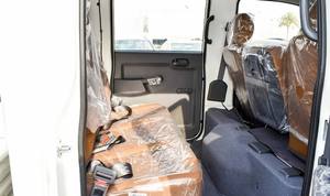 Camioneta Usada en Buen Estado, Modelo 2024, Volante a la Izquierda, Doble Cabina, 2.7L, 4 Puertas, Asientos de Tela, Motor Diésel V4, Transmisión Manual, ACC - Product Image 5