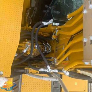 Used Caterpillar 323 Tracked Excavator for Sale <b>5</b> Ton Operating <b>Weight</b> Powerful Motor and Engine Good Condition - Product Image 6