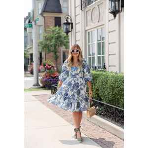 Tela de vestir de secado rápido con estampado de algodón americano moderno para mujer, Blanca con mangas de tres cuartos para fiestas, todas las estaciones - Product Image 1