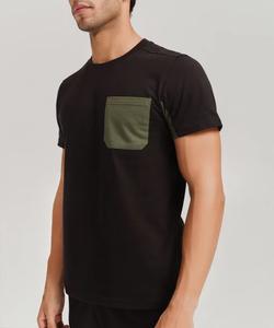 T-shirts pour hommes en polyester/coton conçus sur mesure Style formel à la mode respirant écologique avec logo personnalisé Fabriqué au Pakistan - Product Image 3