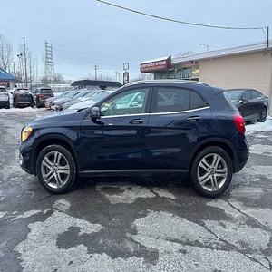 Mercedes-Benz GLA 250 2019 d'occasion en excellent état - Product Image 2