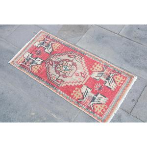 พรมตุรกี, พรมขนาดเล็ก 1.4x3.1 ฟุต, พรมวินเทจสีแดงทำจากขนสัตว์แบบอิคัต - Product Image 2