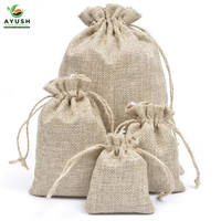 Sac de courses en jute blanc avec cordon de serrage, options personnalisables, écologique et durable pour les marchés, les centres commerciaux, les aliments et les outils