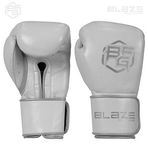 Gants d'entraînement de Muay Thai pour hommes et femmes Kickboxing quotidien MMA pour sacs lourds Punching & Sparring pour les arts martiaux et la boxe - Product Image 2