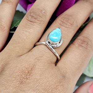 Bague en argent naturel turquoise Bague faite à la main Bague bleue Bague en argent sterling 925 Bague de déclaration Bague de bohême pour elle - Product Image 1