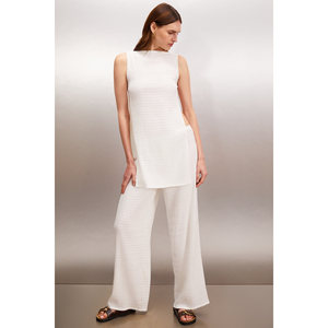 ETHIQUET SERELUNE Blusa larga abierta Yanlari sin mangas de corte regular y cuello ancho para mujer - Product Image 3