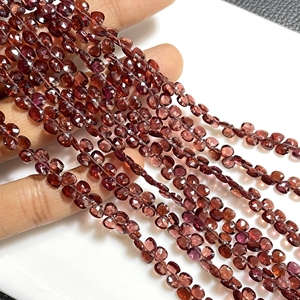 ลูกปัด briolette รูปหัวใจขนาดเล็ก4-4.5มม. ลูกปัดอัญมณีโกเมนแบบเหลี่ยมเพชรพลอย - Product Image 2