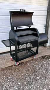 Compre una Parrilla de Gas Moderna de Acero Inoxidable de Calidad, con Recubrimiento en Polvo para Uso en Exteriores, Construcción Duradera, Encendido Electrónico Fácil - Product Image 4