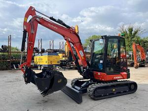 Excavadora de cadenas Kubota KX060-5 de calidad premium, capacidad de cazo de 0.12m³, alta potencia de excavación, componente central de motor negro - Product Image 6