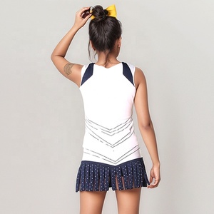 Conjuntos de Uniformes de Animadoras Personalizados - Tela Suave 100% Poliéster, Tallas para Jóvenes y Adultos - Product Image 2