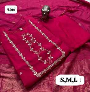 Muselina con estilo de última moda exclusiva de diseñador con pantalón Kurti de gota Patti Work y Dupatta - Product Image 2