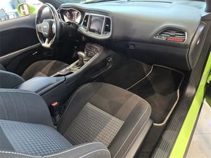 Dodge Challenger SRT Hellcat Widebody RWD 2023 FULL OPTION Direction GAUCHE Sièges en cuir intérieur foncé Turbo R18 PRÊT pour l'expédition! - Product Image 6