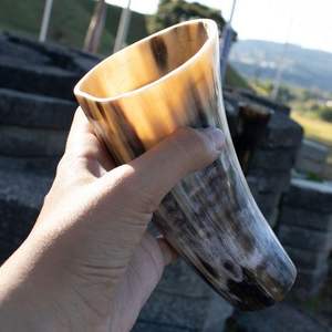 Copa Vikinga de Cuerno de Buey de Primera Calidad, Ecológica, Hecha a Mano, Religiosa, Medieval, para Bar - Product Image 3