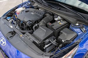 Hyundai Elantra N 2022 Usado, Transmisión Manual de 6 Velocidades, Azul Intenso, Diferencial de Deslizamiento Limitado - Product Image 6