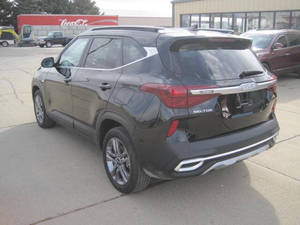 Impoluto limpio 2022 Kia Seltos - Product Image 5