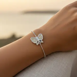 Pendentif papillon en argent 925 avec pierres CZ jaunes, charme religieux fait à la main pour femmes, plaqué or rhodié - Product Image 1