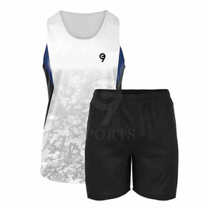 Nuevo Diseño de Alta Calidad, Uniforme Personalizado 7 contra 7, 100% Poliéster, Secado Rápido, Transpirable y Cómodo, Venta al Por Mayor - Product Image 1