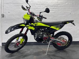 Moteurs de haute qualité XEF 250 (Moto) - Product Image 6