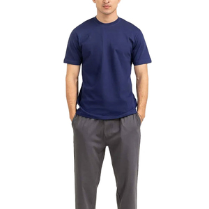 T-shirt pour homme 100% coton coupe ajustée avec col rond séchage rapide et léger production en usine écologique logo personnalisé pour le service OEM - Product Image 6