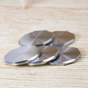 Flans de pièces en acier inoxydable 1-1/4 fraisés CNC Heavy Duty 3mm d'épaisseur pour la gravure et l'estampage du métal - Product Image 3