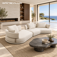 Canapé modulaire incurvé de luxe moderne en crème, assise profonde, en coton et lin, pour grand salon de villa