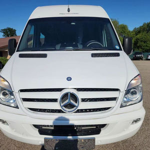 Mercedes-Benz Sprinter 2500 à toit haut d'occasion, année 2011 - Product Image 1