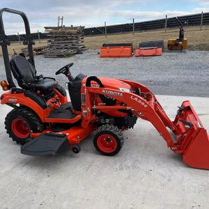 Tracteur utilitaire compact Kubota BX2380 4x4, mini-tracteur agricole, moteur diesel 23 CV, avec chargeur frontal - Product Image 1