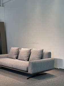 ソファ高級リビングルーム家庭用家具ソフトドリームシリーズ快適でモダンなイタリアンソファ新しい布張りグレー生地 - Product Image 3