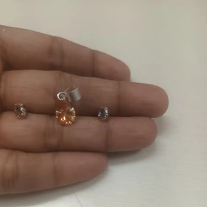 Vente en gros de bijoux NAYSHA, ensemble de boucles d'oreilles de mariée indiennes de luxe, tendance, en laiton, zircon, perle, pour mariage, dîner, occasions festives, femmes - Product Image 1