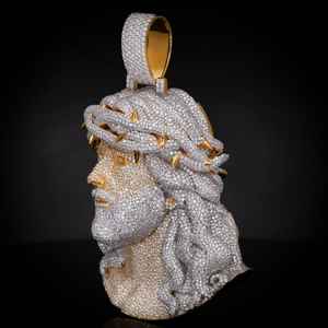 Bling Iced Out Jesus Face Head Moissanite Colgante de diamante de corte redondo 925 Plata con colgantes y dijes de joyería fina chapados en oro - Product Image 2