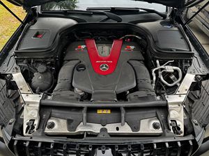 Usado LHD/RHD 2019 M G GLC 43 - Product Image 2