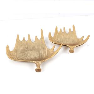 Ensemble de plateaux de service en forme de feuille en fonte d'aluminium antique avec finition en laiton naturel (lot de 2) - Product Image 4