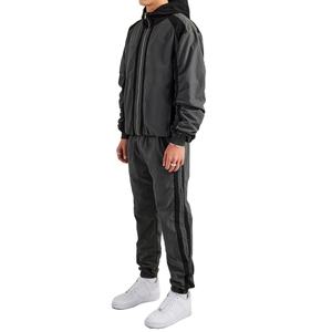 Survêtement en nylon à fermeture éclair de qualité supérieure avec logo et design personnalisés Services OEM Ensemble de survêtements en nylon pour hommes pour l'hiver - Product Image 6