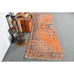 Alfombra Vintage de 2.9x9.5 pies, Alfombra Turca Marroquí Naranja de Lana - Product Image 1