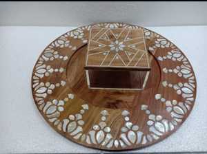 Caja de regalo de acrílico artesanal con parte superior de madera de nácar Elegante recuerdo de fiesta para bodas y celebraciones festivas - Product Image 3