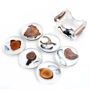 Ensemble de sous-verres en résine artisanale pour les boissons et la décoration intérieure, fabriqué par God Grace Craft - Product Image 3