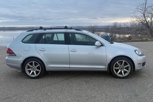 Volkswagen Jetta Sportwagen TDI 2012 - Product Image 3