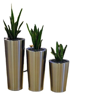 Ensemble de jardinières de sol modernes de luxe en métal argenté brossé, pots à fleurs cylindriques hauts en acier inoxydable pour intérieur - Product Image 1