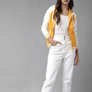 Sudaderas con Capucha Casuales de Invierno para Mujer, Más Vendidas, con Logotipo Personalizado en la Parte Delantera, de Alta Calidad, Hechas a Medida, de Color Liso, Servicio OEM al por Mayor - Product Image 1