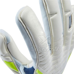 Guantes de Portero de Cuero de Alta Calidad, Impermeables, Dedos Completos, para Exteriores, Suministro al por Mayor OEM/ODM para Marcas Deportivas y Minoristas - Product Image 3