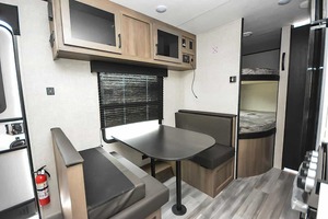 Used 2024 Jayco Jay Flight S-l-x 260BH trailer for sale - Product Image 4