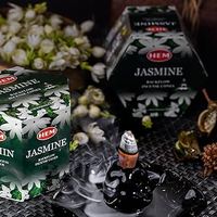 Conos de Incienso Aromatizantes HEM Jasmine Backflow, Paquete de 40, Fragancia Floral Dulce para el Hogar, Meditación, Relajación, Limpieza de Aura