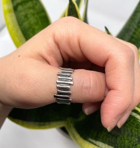Anillo de declaración de hueso para mujer, banda gruesa, anillo de pulgar abierto Ajustable, estilo bohemio, joyería de plata hecha a mano apilable - Product Image 3